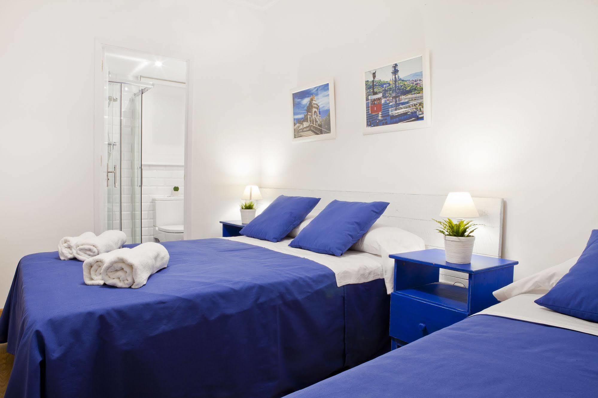 Blue Barcelona Bed & Breakfast Exterior photo